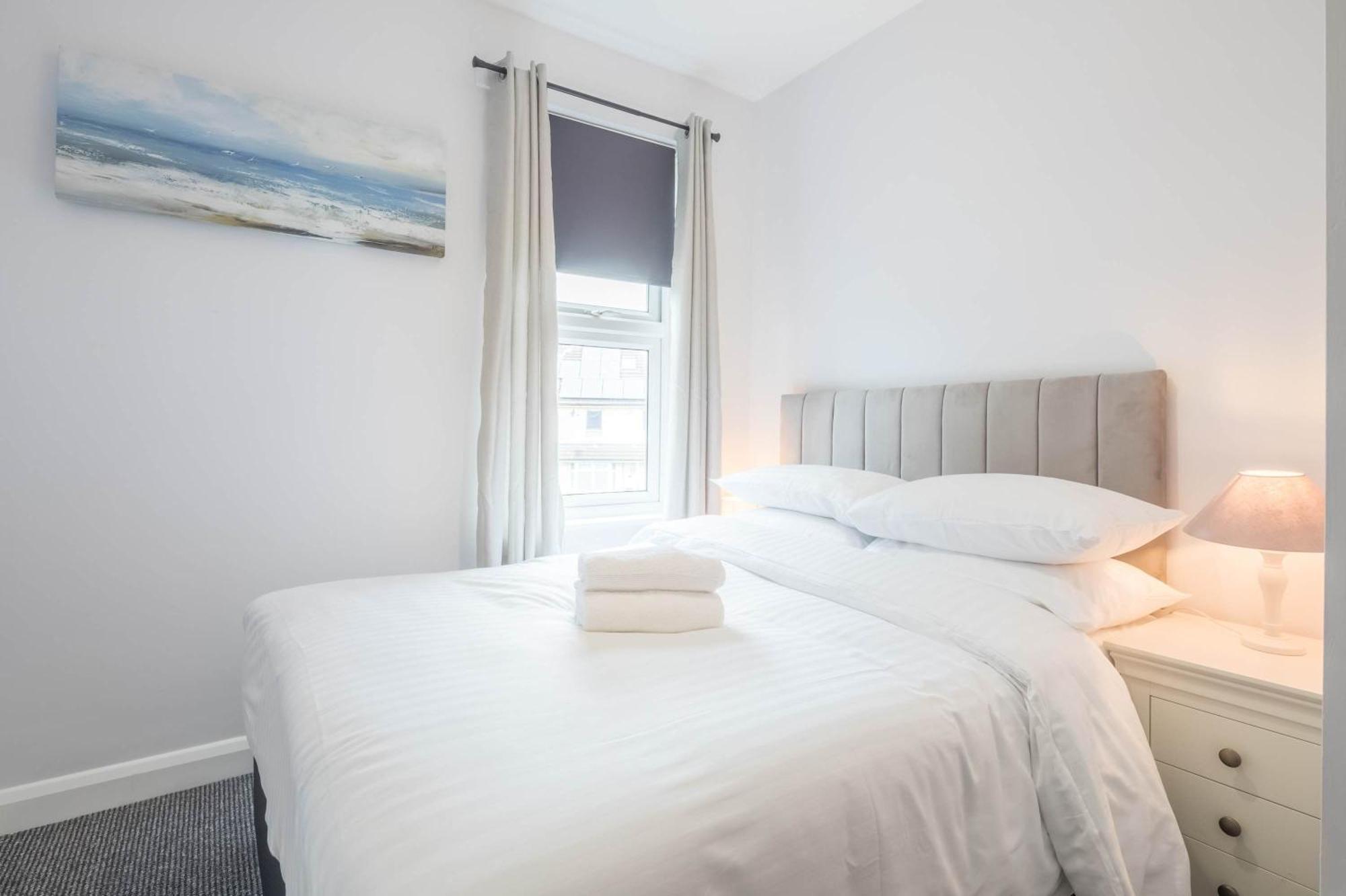 Rumah liburan Modern 4-bedroom Detached In With Parking Cambridge (Cambridgeshire)